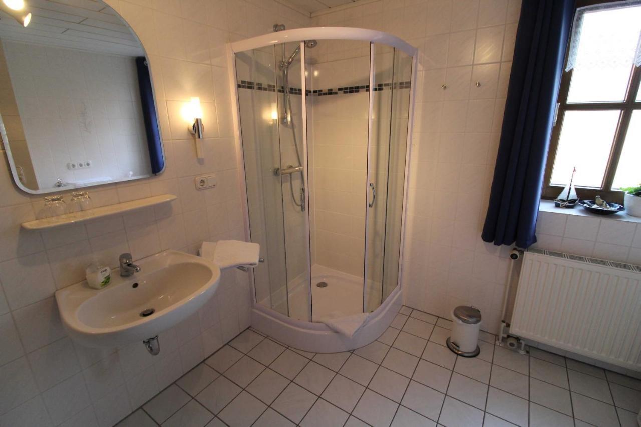 Ferienwohnung Schmidt, 95131 Rhauderfehn Buitenkant foto